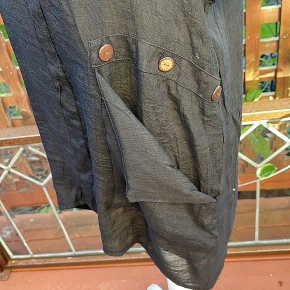 Papa M black shortsleeved over head pocketed  fully lined shirt button detail - Picture 3 of 12